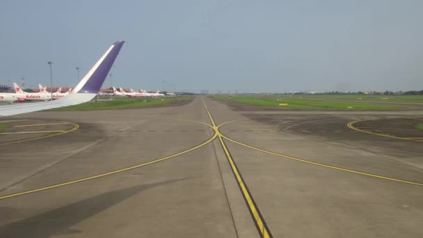 Jakarta Tangerang Indonesia Pendaratan Penerbangan Pesawat Bandar Udara Internasional Soekarno — Stok Video
