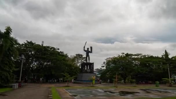 Pattimura Statua Monumento Ambon Maluku Molucche Indonesia Iper Time Lapse — Video Stock