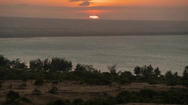 Tempo Tramonto Splendido Paesaggio Della Spiaggia Puru Kambera Savanna Sumba — Video Stock