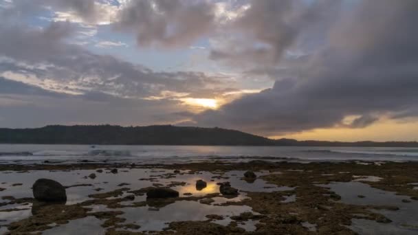 Hermosa Salida Del Sol Time Lapse Sorake Beach Nias Island — Vídeo de stock