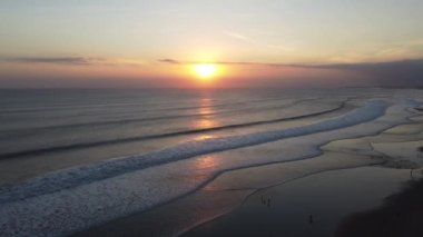 Bali, Endonezya - Kuta Legian Seminyak Plajında Güzel Hava Drone Manzarası