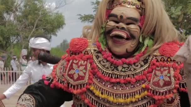 Bali Indonésia Dança Máscara Tradicional Balinesa Tari Topeng Desempenho Cultural — Vídeo de Stock