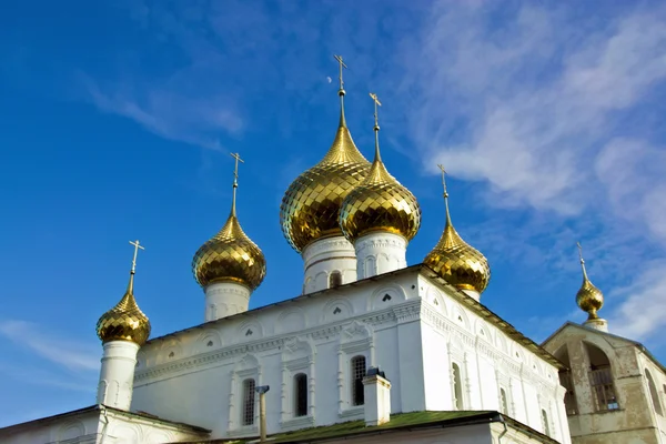 Diriliş Katedrali (Uglich altın kubbe)