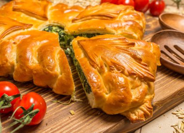 soğan ve yumurta ile pasta