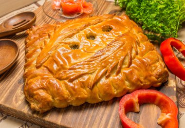 soğan ve yumurta ile pasta