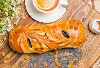 soğan ve yumurta ile pasta