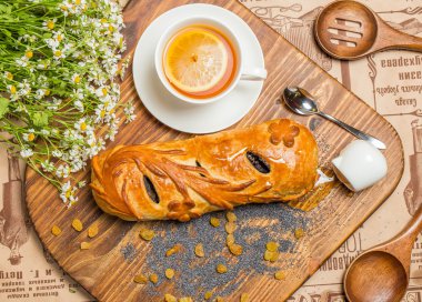 soğan ve yumurta ile pasta