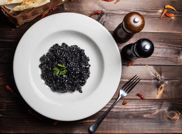 Black cuttlefish ink carpaccio — Stock Photo, Image