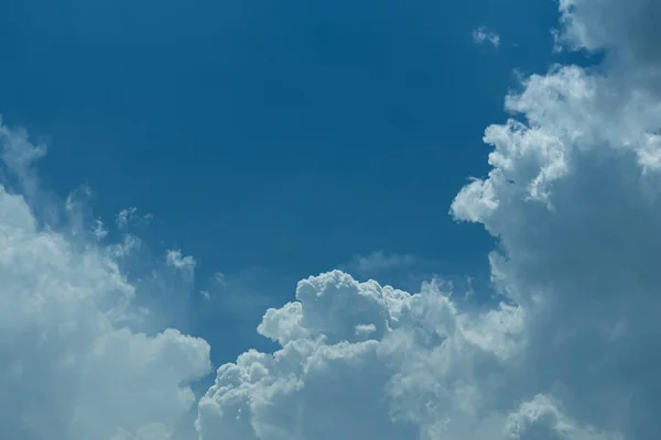 Latar Langit Biru Awan — Stok Foto