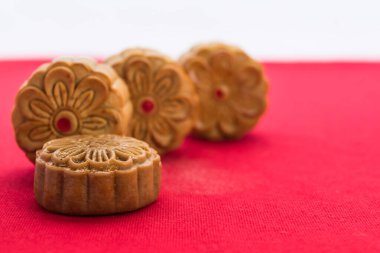 Çin sonbahar ortası festivali için ay çöreği.