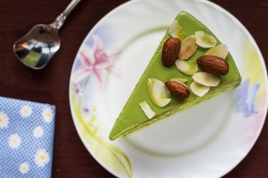 Tahtaya katlanmış pasta