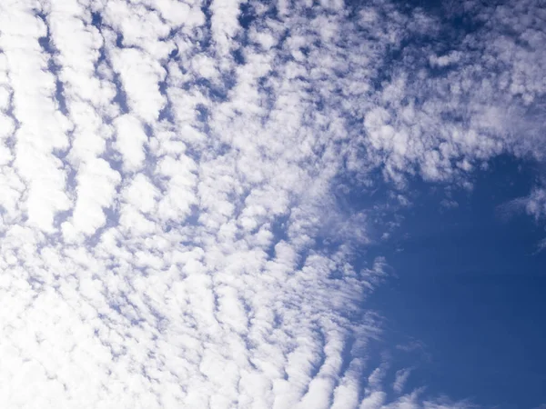 Langit Dengan Awan Warna Warni Latar Belakang Modern — Stok Foto