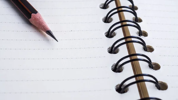 Notebook Lápis Fundo Moderno Colorido — Fotografia de Stock