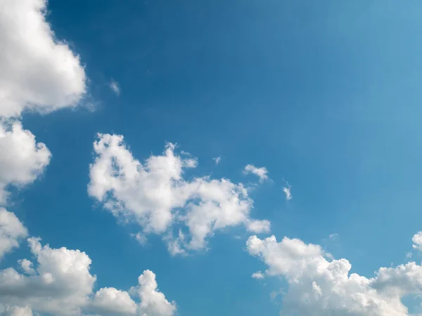 Awan Langit Biru Menyalin Ruang — Stok Foto