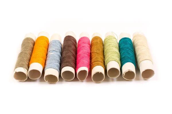 Kleurrijke Katoenen Garens Rollen Voor Het Naaien Draadspoelen Voor Textielindustrie — Stockfoto