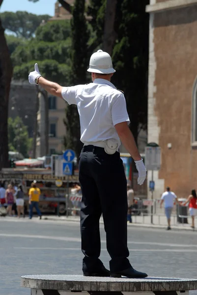 Polizist in Rom — Stockfoto