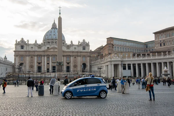 Watykanu, 14 listopada 2015 - większe bezpieczeństwo w Rzymie po — Zdjęcie stockowe