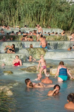 Yüzme ve rahatlatıcı turist