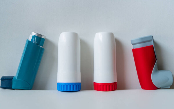 Различные типы ингаляторов для астмы