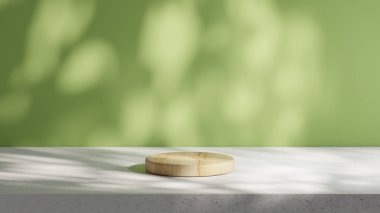 Yeşil Elma arka planının üzerine yuvarlak ahşap bir podyum yerleştiriliyor. Yaprakların doğal gölgeleriyle aydınlatma