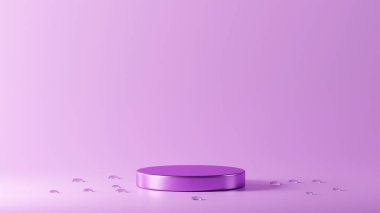 Yumuşak Lavantalı parlak podyum etrafında su damlaları olan lavanta renkli arka plana yerleştirilmiş.