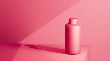 Punç renkli içki şişesi bir punç masasının üzerine yerleştirilmiş, yumruk arka planının önüne yerleştirilmiş, parlak renkli fotojenik fotoğraf konsepti