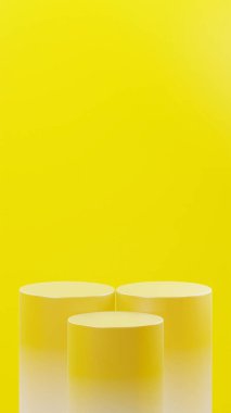 Kadmiyum sarı ile beyaz arasında kademeli 3 podyum kadmiyum sarı zemin üzerine yerleştirilmiş. İki podyumun önündeki podyumdan daha yüksektir.