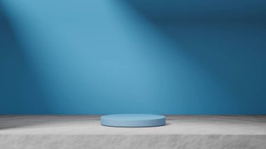 Arka planda güneş ışınları ışığı, gök mavisi arka plan, ürün değişimi olan çimento üzerine izole edilmiş semavi podyum