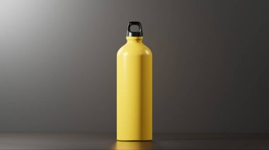 Işıl ışıl tereyağlı sarı renkli, hafif mat kaplamalı modern şişe. Benzersiz parlak siyah şişe kapağı. taklacı tam Siyah arkaplan üzerine yerleştirildi
