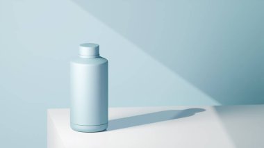 Mercan renkli içki şişesi beyaz bir masaya yerleştirilmiş, mercan arka planının önüne yerleştirilmiş, parlak renklerle fütüristik fotoğraf konsepti