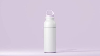 Modern tasarımlı içki şişesi, yumuşak lavanta kapaklı beyaz bardak, yumuşak pembe arka planda dur..