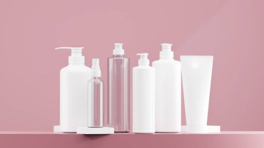 Beyaz losyon şişesi, sprey şişesi, pompa şişesi. Beyaz şapkalı temiz losyon şişesi. Değişik boylarda, yumuşak pembe arka planı olan losyon şişeleri.