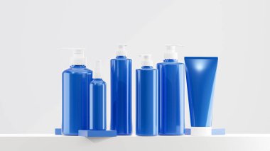 3D UA Mavi losyon, sprey ve pompa şişesi. Beyaz şapkalı mavi losyon şişesi. Beyaz tabana ve arka plana çeşitli boyutlarda losyon şişeleri konmuş.