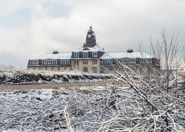 Polonya Katowice Terk Edilmiş Bir Demir Fabrikasının Kış Manzarası — Stok fotoğraf