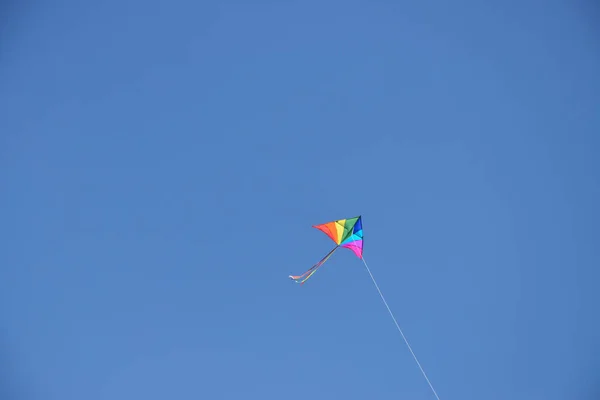 Colorful Kite Blue Sky — Fotografia de Stock