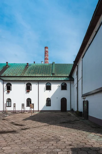Jarda Uma Antiga Cervejaria Tradicional Zwierzniec Polônia Monumental Edifício Industrial — Fotografia de Stock