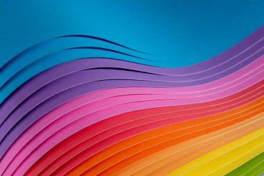 Gökkuşağı renkli origami kağıdı