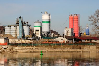 Eski beton fabrika