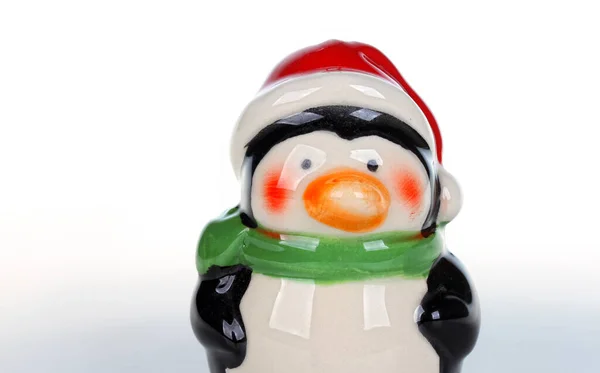 Weihnachtsdekoration Pinguinpuppe Weihnachtsmann Outfit — Stockfoto