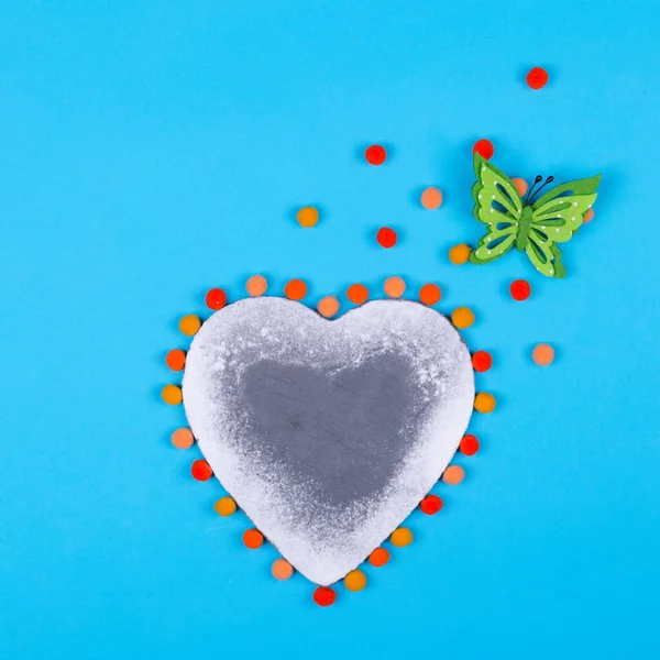 Cuore Con Farfalla Sfondo Azzurro Layout Creativo San Valentino — Foto Stock