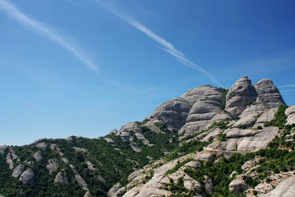 Berglandschap in de buurt van klooster van Montserrat, Spanje — Stockfoto