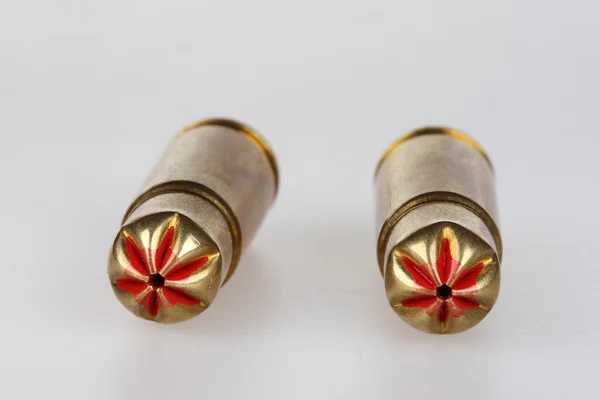 Dos balas en blanco — Foto de Stock