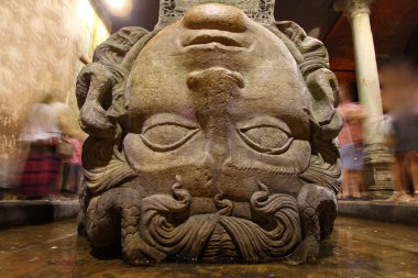 Yerebatan Sarnıcı Medusa başı