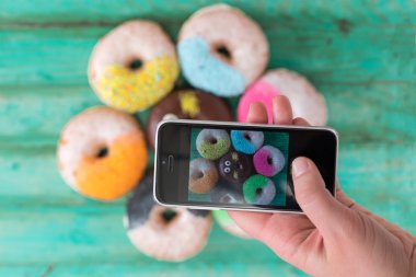 Renkli çörekler, Dekorasyon