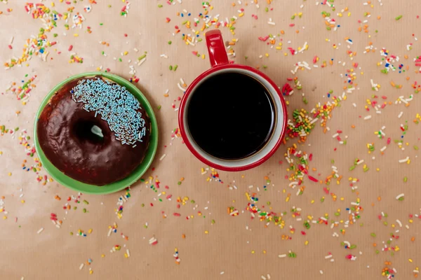 Desayuno con rosquilla y café — Foto de Stock