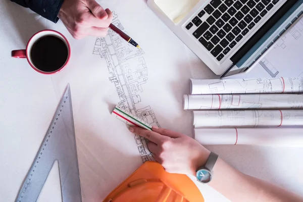 Mimar mimari proje üzerinde çizim Üstten Görünüm