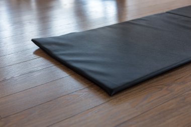 Spor salonunda egzersiz, Yoga Mat
