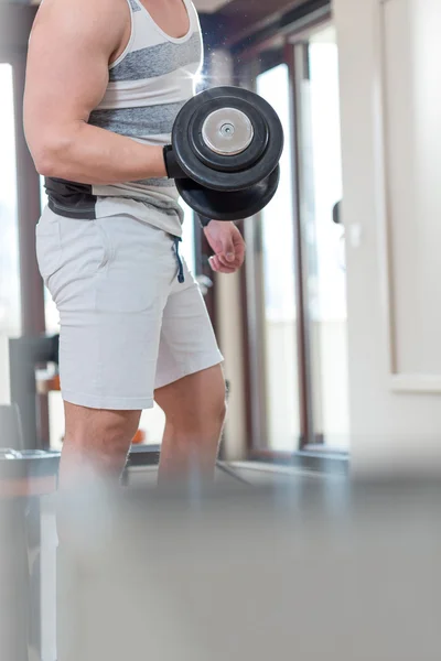 Detail van de sportschool. helathy lifestyle, Gewichtheffen — Stockfoto