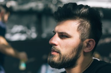 Adam Hipster ara rahat vizyon Cafe rahatla kavramı