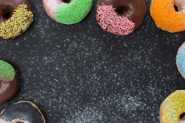 Tozu ile çeşitli börekler 